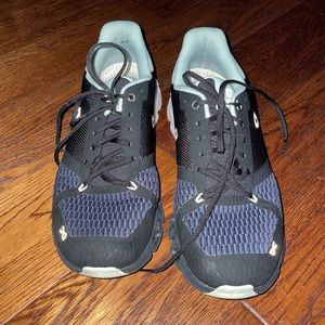 on womens cloudflyer size 9